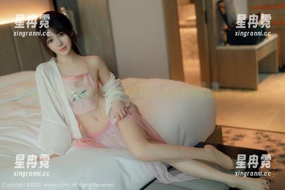 秀人网 - 麦琪绫冰激淋的女友写真：高清到颠覆你的审美观念！