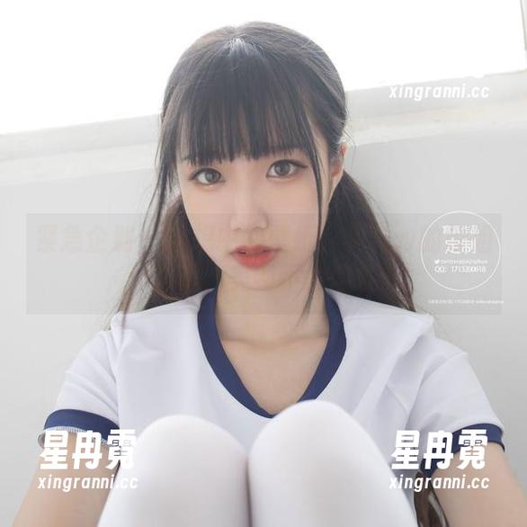 紧急企划 - 理想中的壁纸：见希w的御姐写真，美到不舍得换