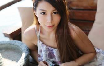 美媛馆 – SOLO-尹菲的夏天在线，图片里的一切都显得那么随意