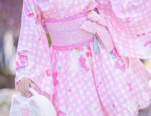 怎样能把“我妹妹太可爱”重新定义？羽天shine作品集等你下载来更新观念！