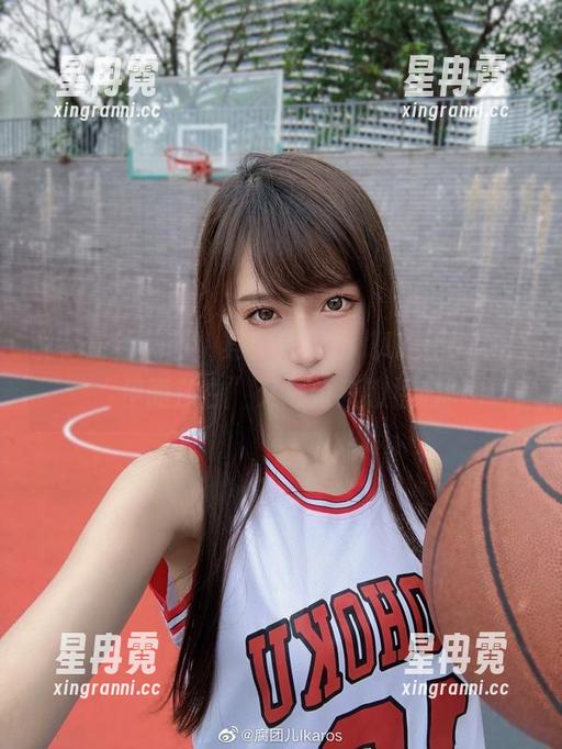 说是最新美图，其实是腐团儿Ikaros的“伊丽莎白”又一轮狂撒福利