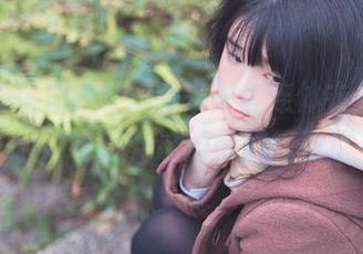 看！落落Raku又带来一套连体衣，更新啦，哎呀，这颜色好眼熟！