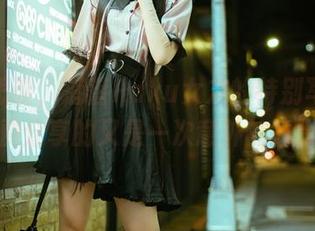 不可思议，落落Raku女友的特别写真，免费分享的又是一次意外的喜悦！
