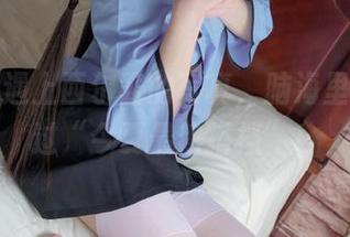 当吊带遇上西尔酱的写真，脑海里突然闪过“今夏最热搭档”！