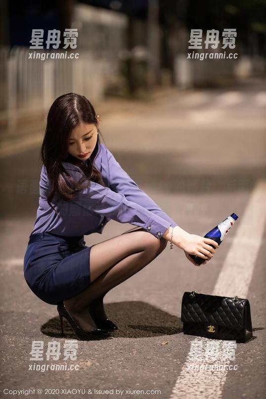 语画界-周思乔Betty 语画界 - 这组周思乔Betty的照片,后面的剧情让我个别脑洞大开!