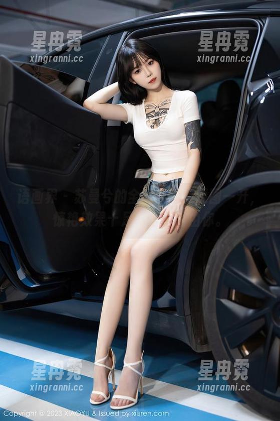 语画界-苏曼兮 语画界 - 苏曼兮的全套自拍,原图一开,惊艳效果十足,信不信由你。