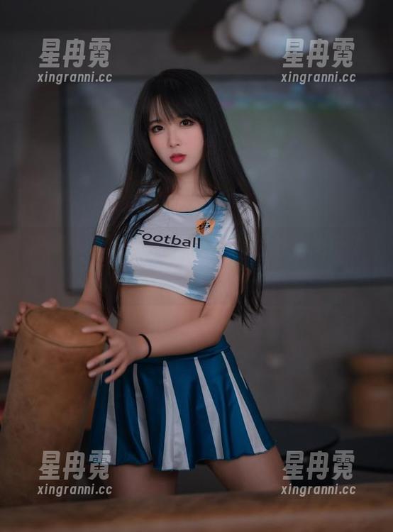 探讨轩萧学姐的玉桂狗cos世界，更新了，我的内心是咋回事？