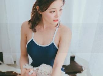 轰趴猫 – 在线看曲曲的油亮写真，果然是不让人淡定的存在