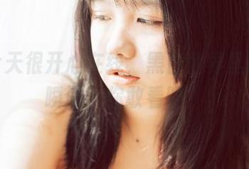 阿半今天很开心在线，黑白世界里的高清瞬间，你敢看吗？