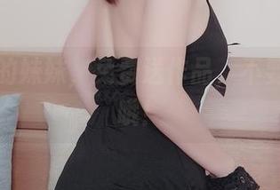 雯粥粥的妹妹，免费送作品，不要太开心哦！