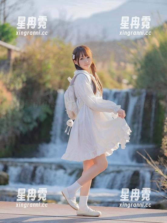 魔物喵nigisa的职业装全集：工作也能如此不走心？
